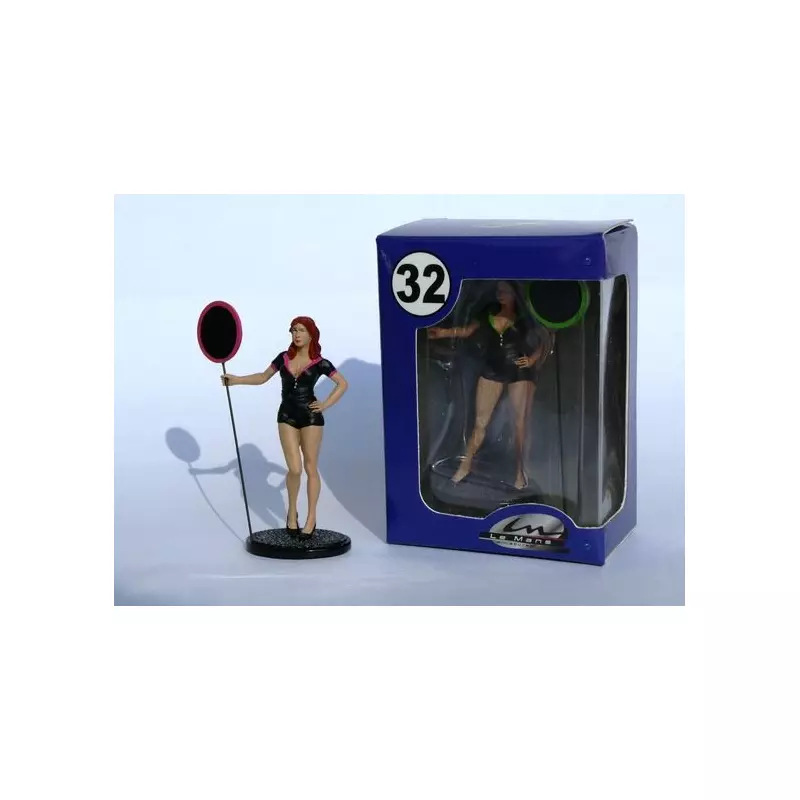 LE MANS miniatures Figurine Suzon, hôtesse de piste
