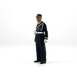 LE MANS miniatures Figurine André, policier des années 50