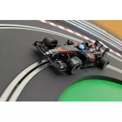 Scalextric C3705 McLaren F1 2015 Fernando Alonso