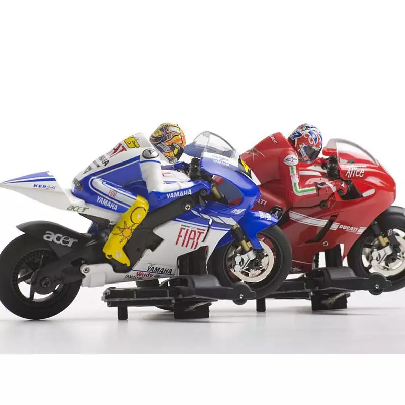 BYCMO 421834 Pack 2 Motorbikes Rossi vs Stoner