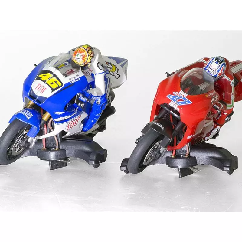 BYCMO Pack 2 Motorbikes + 2 Remotes Rossi vs Stoner