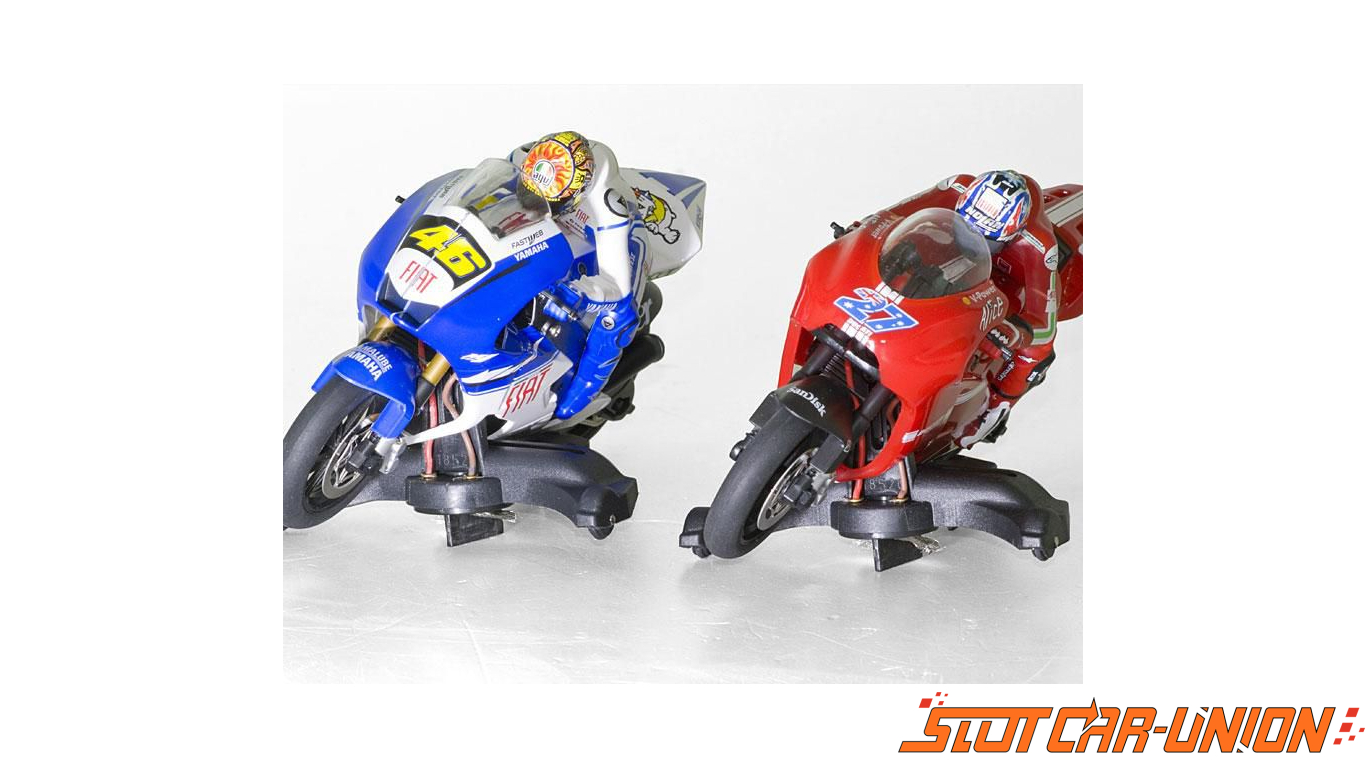 Motorbikes + 2 Remotes Rossi vs Stoner 