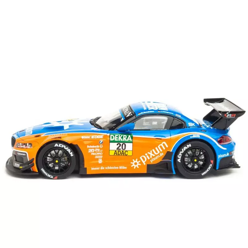 Carrera Evolution 27512 BMW Z4 GT3 "Schubert Motorsport No.20", Blancpain 2014