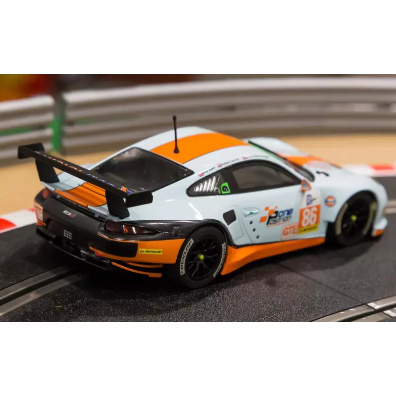 Scalextric C3732 Porsche 911 - Silverstone, 2015 Elms Series
