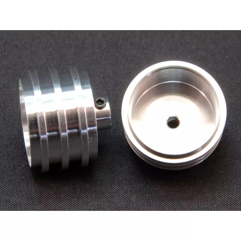 rear wheel Aluminum hubs for Porsche 962 / Toyota 88C with M3 grab screws (2x)