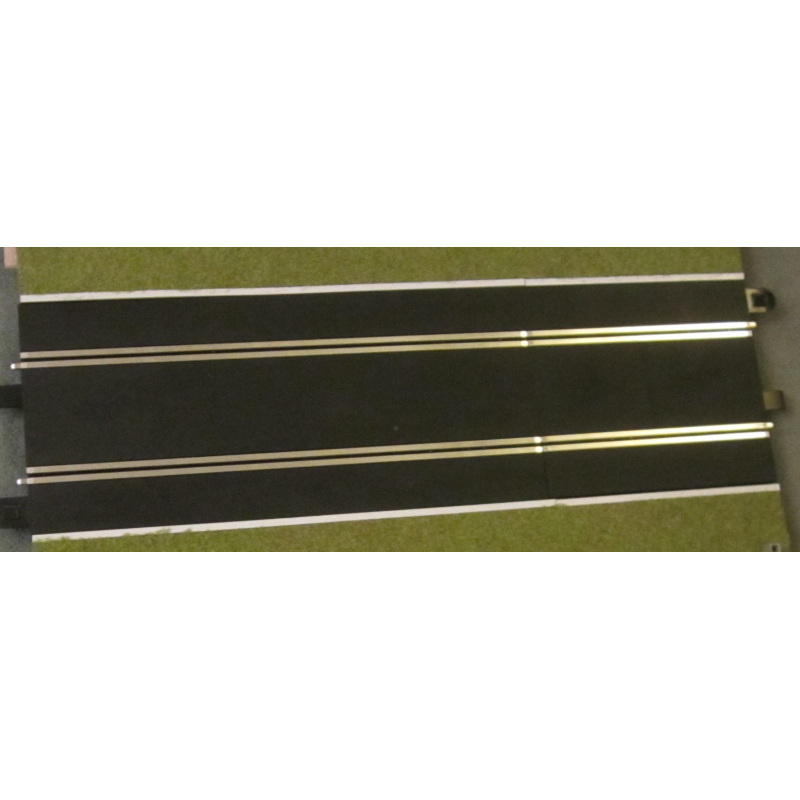                                     Slot Track Scenics WL-S Straight White Line x10