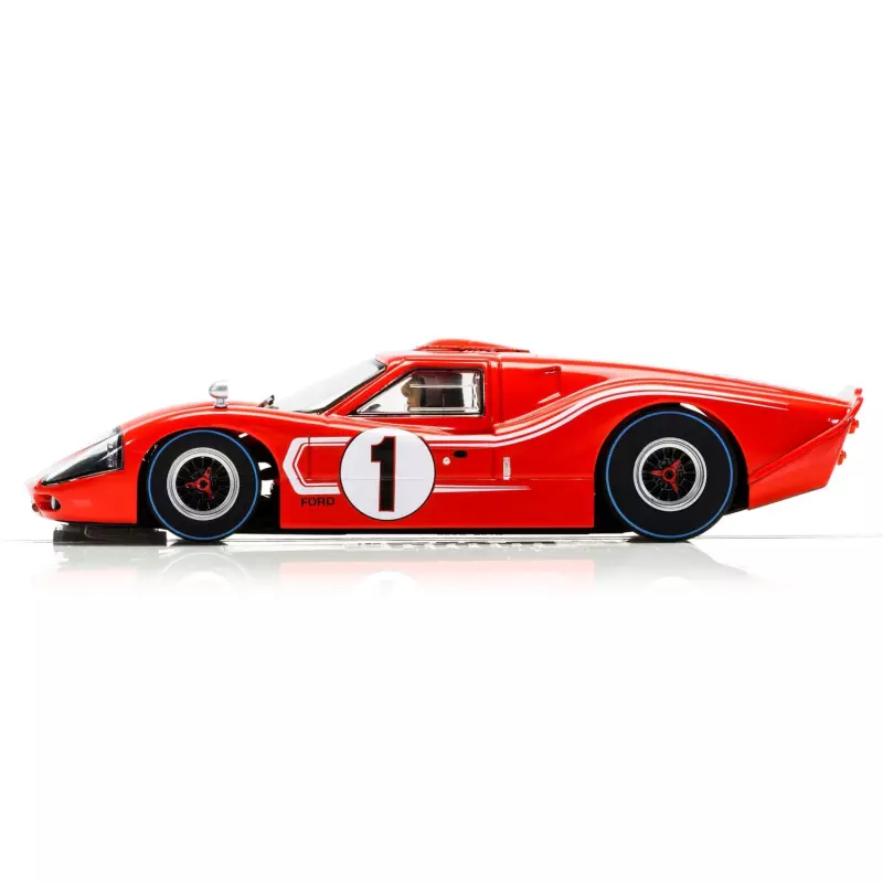 Scalextric C3892A Ferrari and Ford GT MKIV Le Mans 1967 - Triple Pack Limited Edition