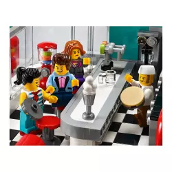 LEGO 10260 Un dîner au centre-ville