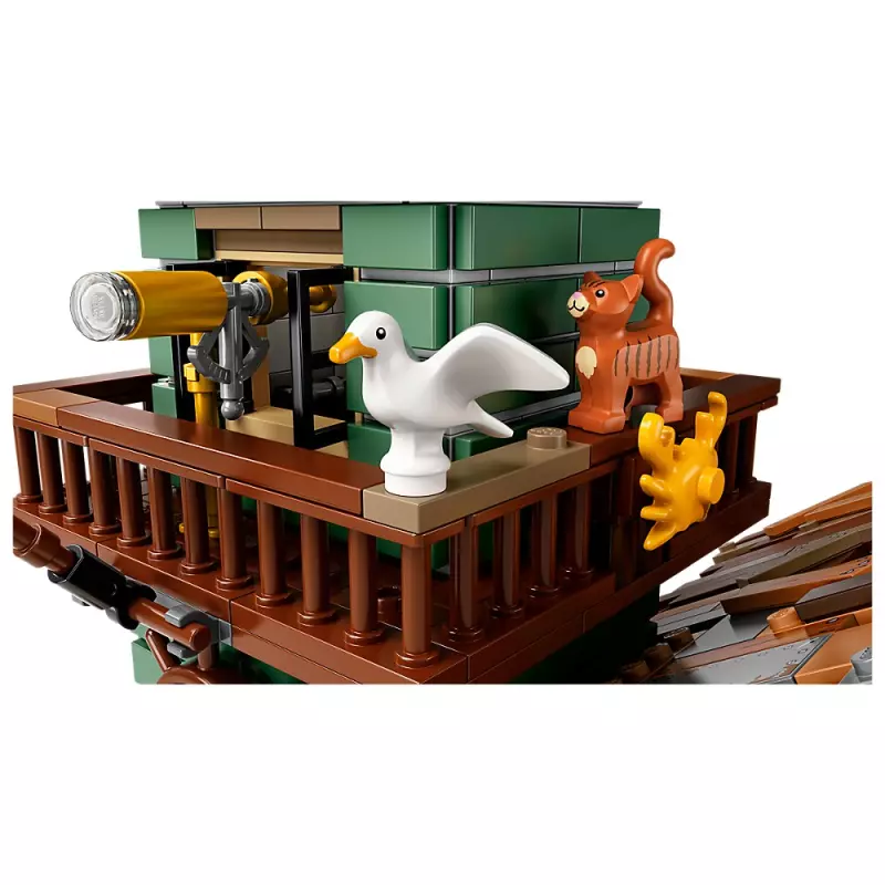 LEGO 21310 Old Fishing Store