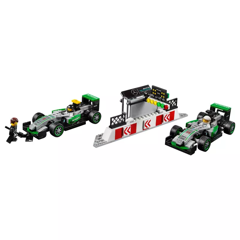 LEGO 75883 MERCEDES AMG PETRONAS Formula One™ Team
