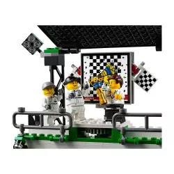 LEGO 75883 MERCEDES AMG PETRONAS Formula One™ Team