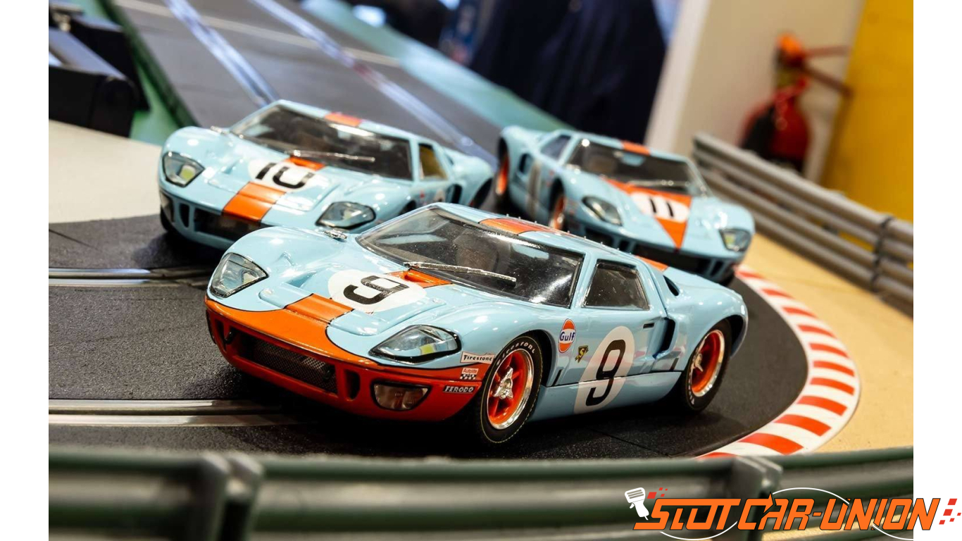 NEW Scalextric Rolling Chassis Gold Weathered Ford GT40 