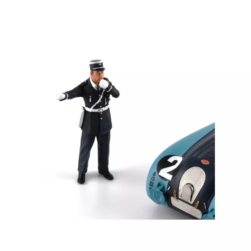 LE MANS miniatures Figurine André, policier avec son sifflet