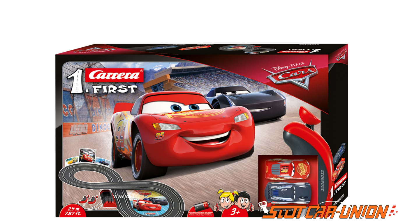 Circuit Carrera Cars 1. First Piles circuit automobile électrique Disney  Pixar