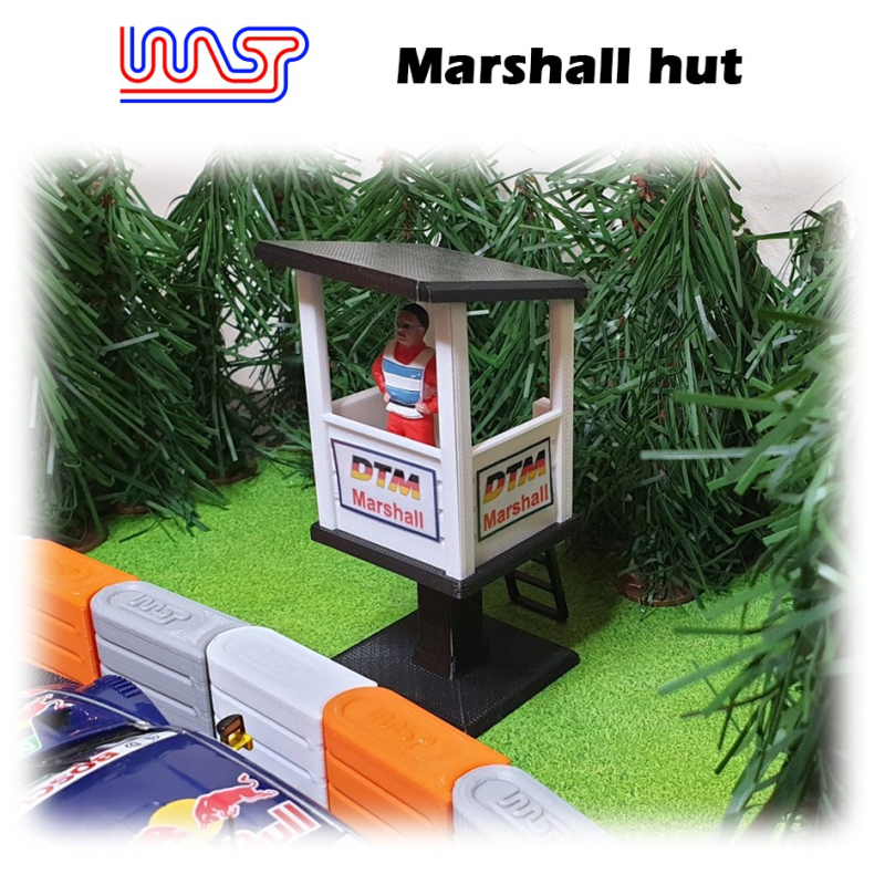                                     WASP Marshall hut - élevée