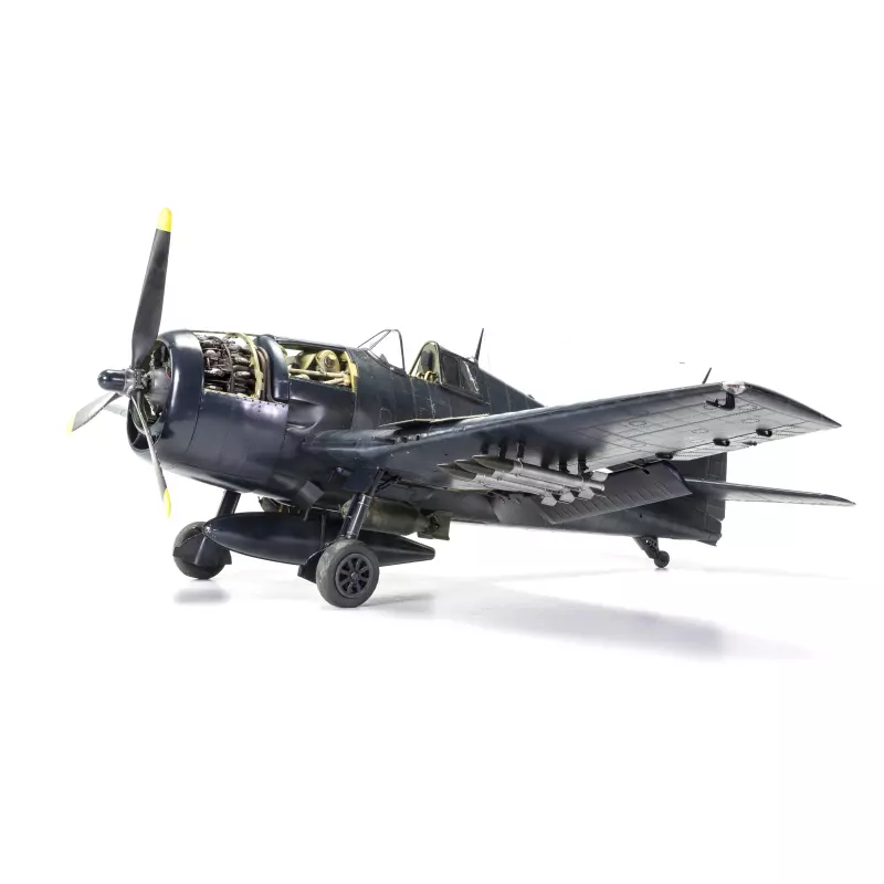 Airfix Grumman F6F-5 Hellcat 1:24