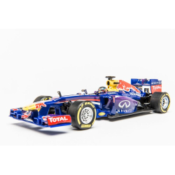 Carrera Evolution 27465 Infiniti Red Bull Racing RB9, S.Vettel No.1
