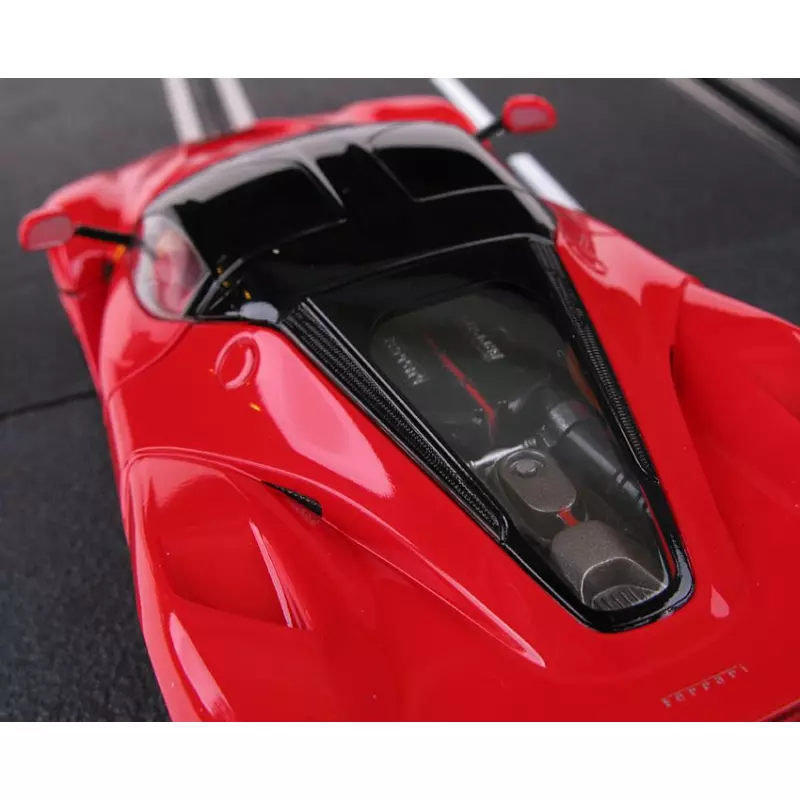 Carrera DIGITAL 132 30665 LaFerrari (Rouge)