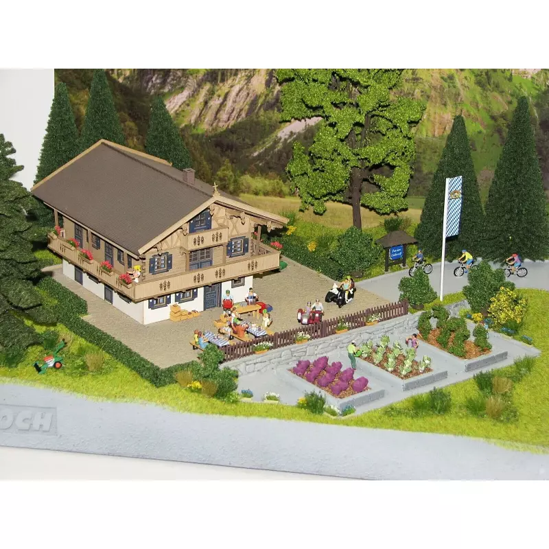 NOCH 71208 Exclusive Diorama « Holidays in the mountains »