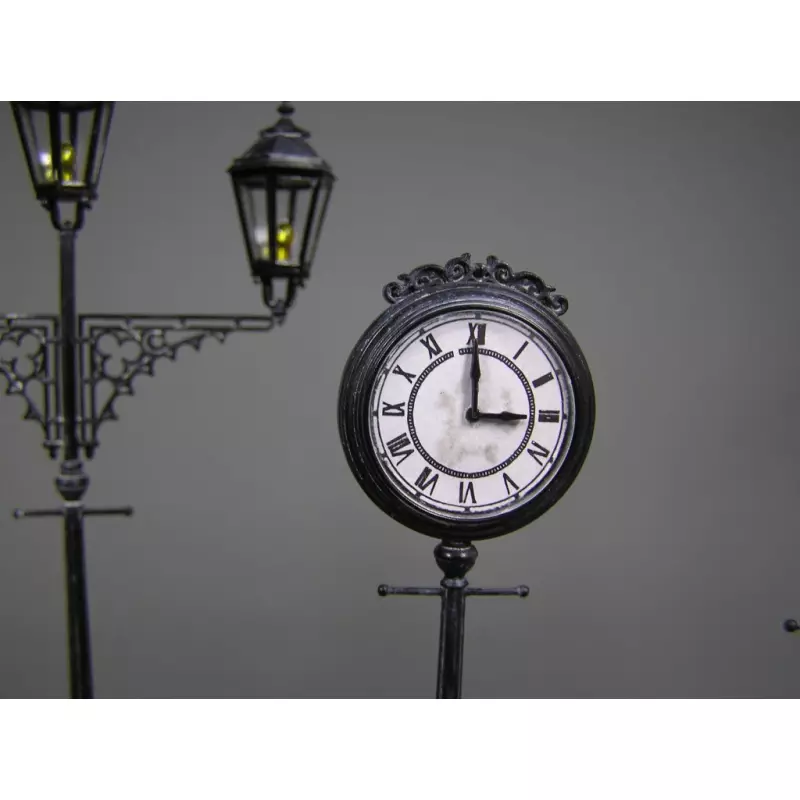 MiniArt 35560 Lampadaires & Horloges