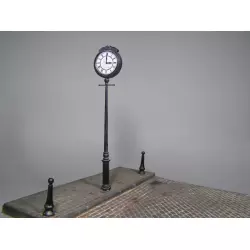 MiniArt 35560 Street Lamps & Clocks