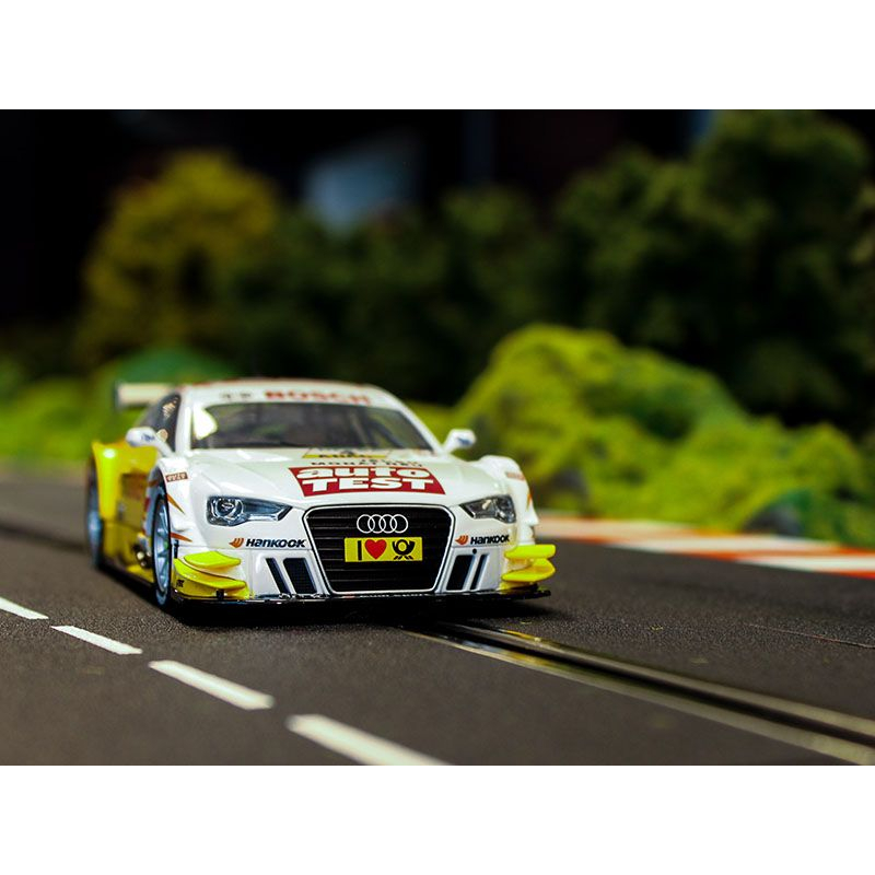 Carrera Evolution 27439  Audi A5 DTM, T.Scheider No.4