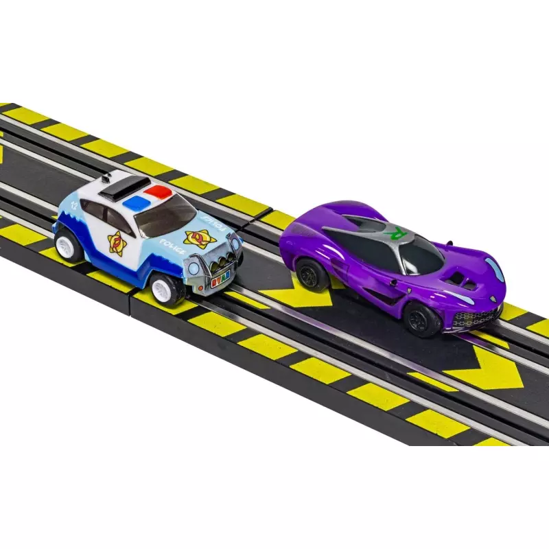 Micro Scalextric G1160 Ryan's Police Chase Set (Battery Powered) 