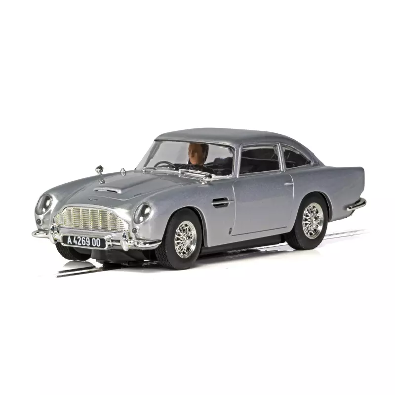 Scalextric C4202 James Bond Aston Martin DB5 ‘No Time To Die’ 