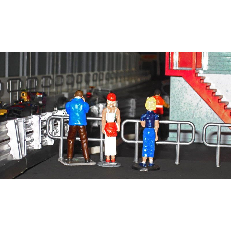                                     Slot Track Scenics Acc. 7 Railings