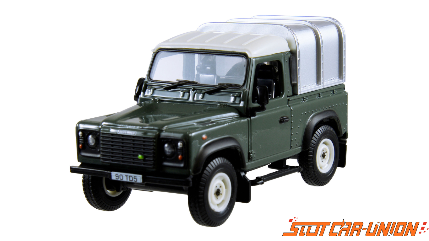Britains Land Rover Defender 90 Green 1/32nd Scale Model 