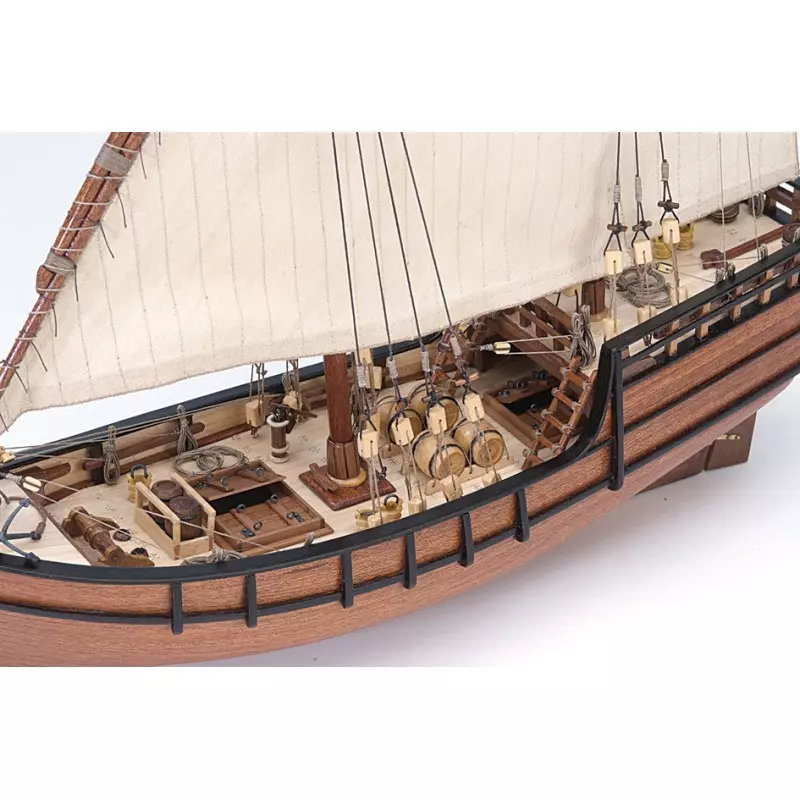 Artesanía Latina 22410 Wooden Model Ship: La Niña Caravel 1/65