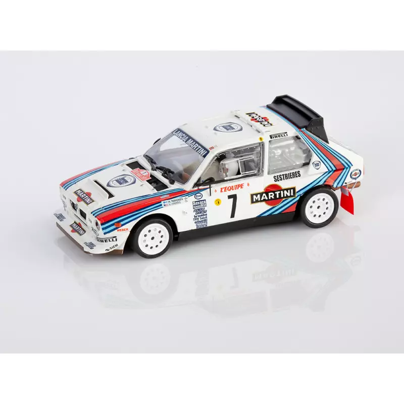 1/43 HPI Racing Lancia Delta S4 1986 SanRemo Set #8052 (e39