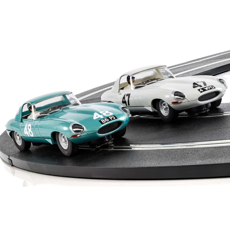                                     Scalextric C3898A Legends Jaguar E-type 1963 International Trophy Twin Pack - Limited Edition