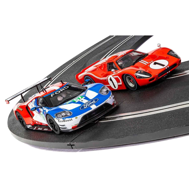                                     Scalextric C3893A Legends 50 Years of Le Mans Ford GT MKII & GTE