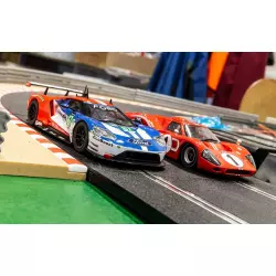 Scalextric C3893A Legends 50 Years of Le Mans Ford GT MKII & GTE