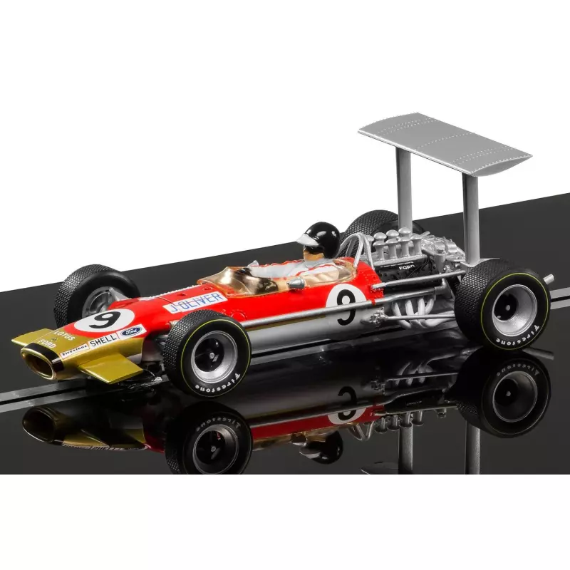 Scalextric C3544A Legends McLaren M7C vs Team Lotus Type 49B Limited Edition