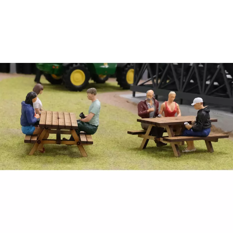 Slot Track Scenics Acc.17 Picnic tables (2 pcs)