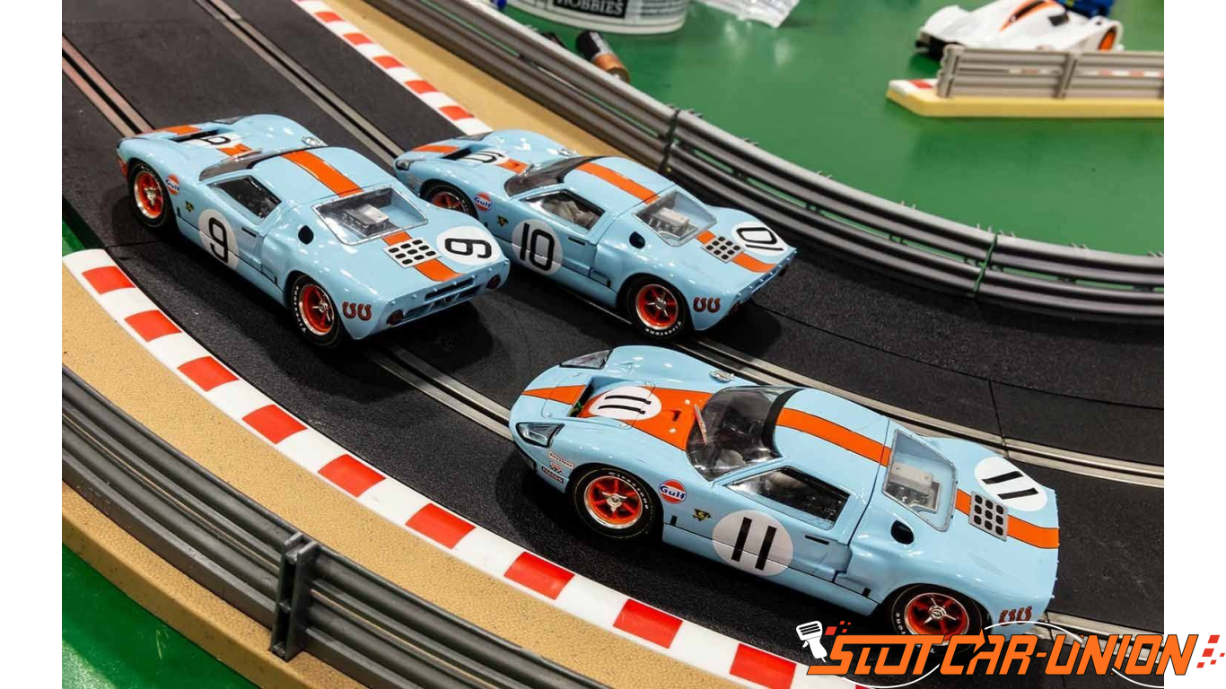 Scalextric C4041A Ford GT40 Gulf Twin Pack 1/32 Slot Car Set 