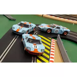 Scalextric C3896A Legends Ford GT40 LeMans 1968 - Gulf Triple Pack - Limited Edition