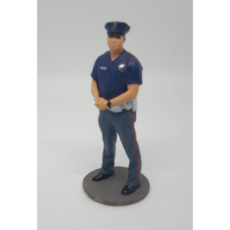                                     NonnoSlot Figure Policeman Painted