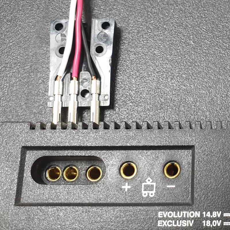 DS Racing Banana Controller Adapter to Carrera Connector Plug
