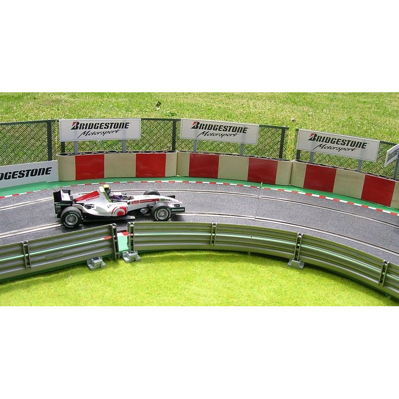                                     Slot Track Scenics Panneaux Publicitaires 2