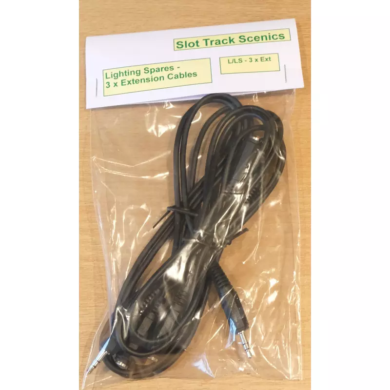  Slot Track Scenics L/LS-3xExt Lighting Spares - 3 x Extension Cables