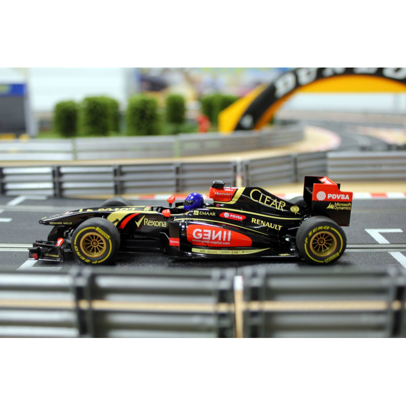 Scalextric C3518 Lotus F1 Team 2014
