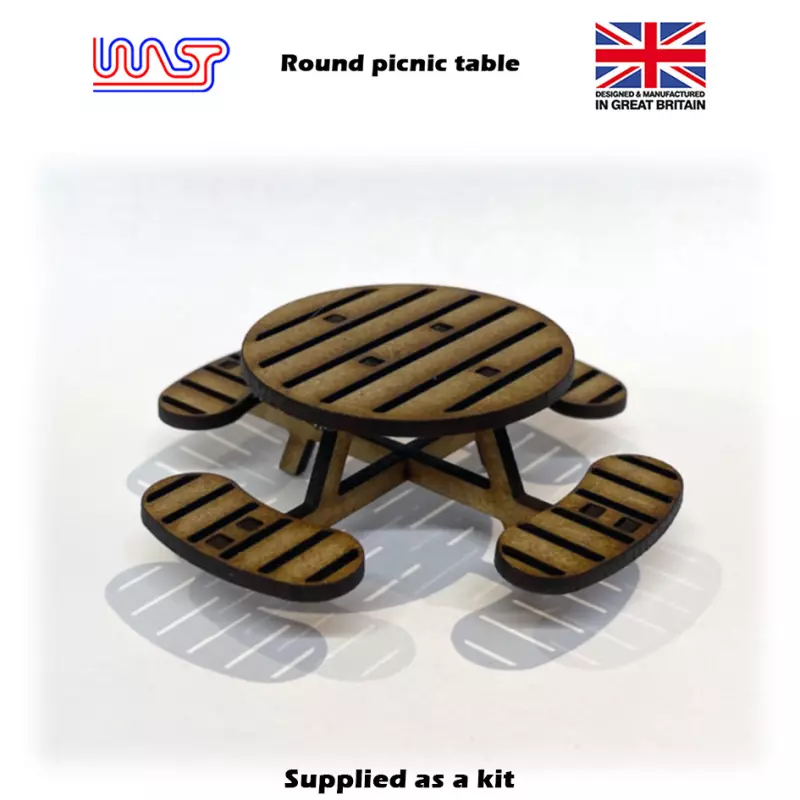 WASP Round picnic table