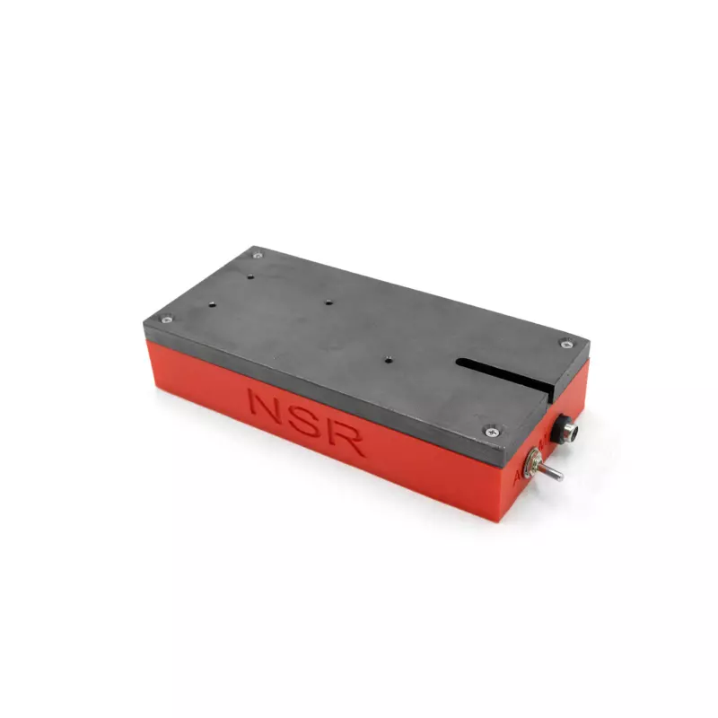  NSR 4102 Aplatisseur de Châssis Professionnel ROUGE