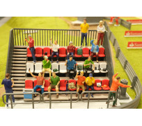 Slot Track Scenics DP 3 Diorama Pack 3 – Spectator Set