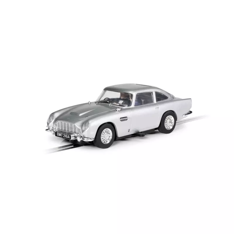 Scalextric C4436 James Bond...