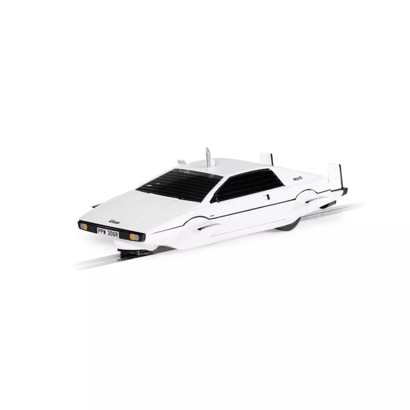 Scalextric C4359 James Bond...