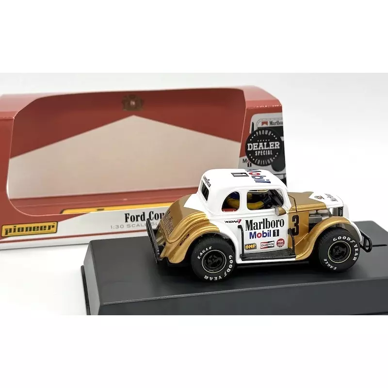 Pioneer P182 DS Legends Racer 34 Ford Coupe Gold White Dealer Special Slot Car Union